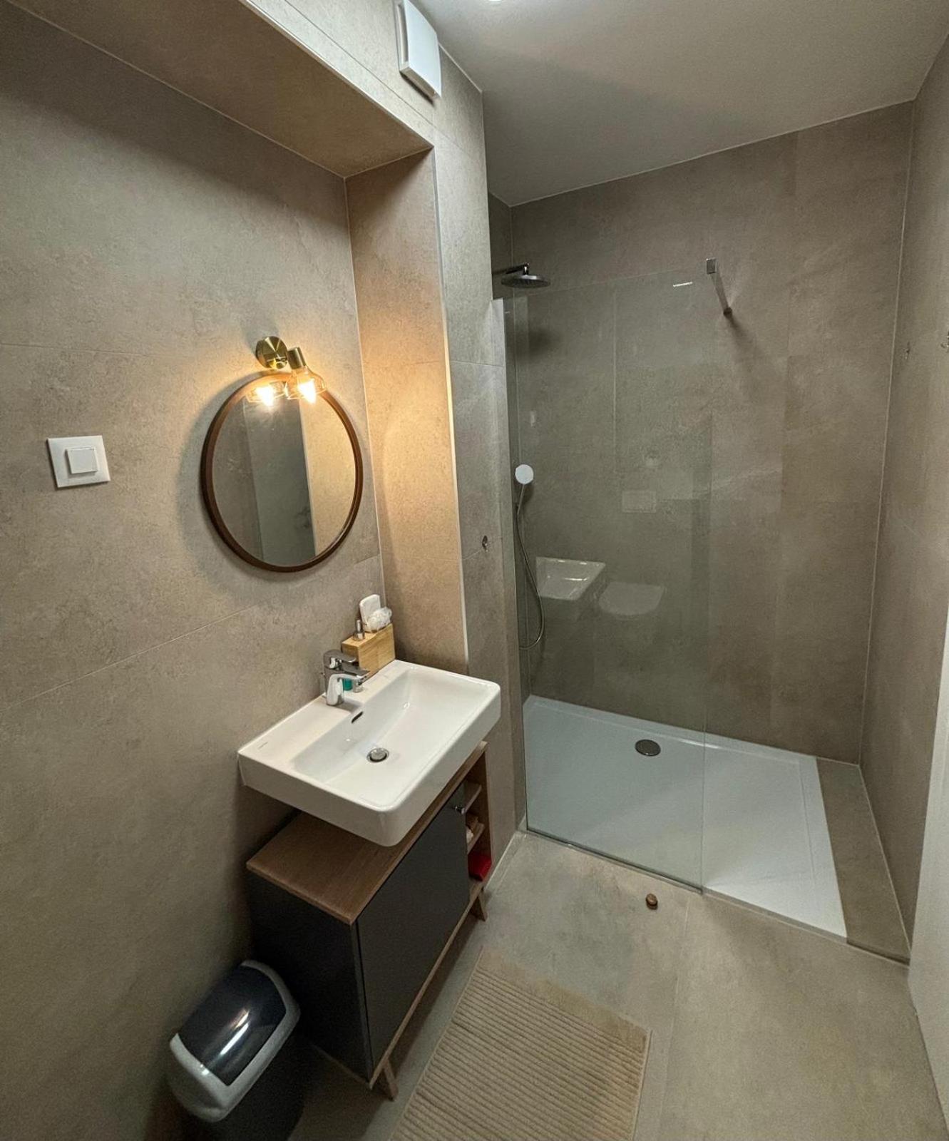 Leni Arena Zagreb Apartment Esterno foto